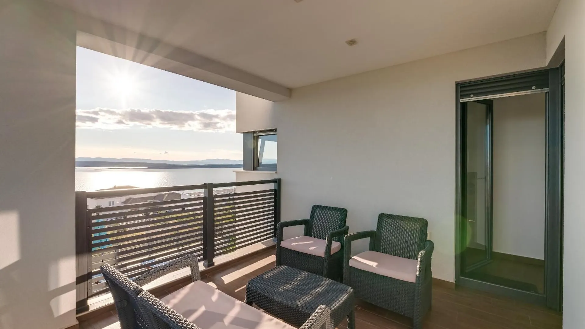 Luxury Villa With Pool Near The Beach, Great View - Traveler Tourist Agency Krk - Id 2135 Crikvenica