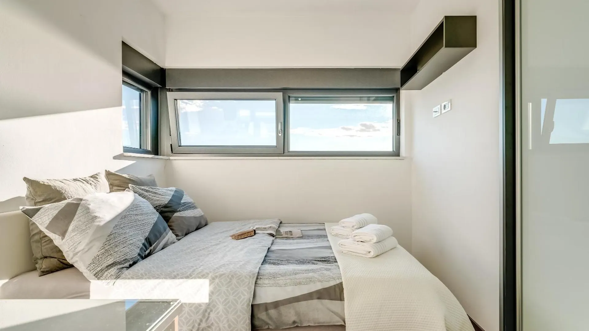 Luxury Villa With Pool Near The Beach, Great View - Traveler Tourist Agency Krk - Id 2135 Crikvenica